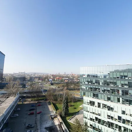 Panoramic View With Private Garage Lägenhet